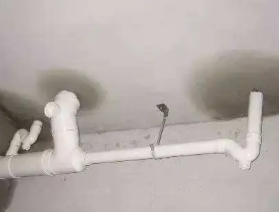 铁门关卫生间测漏水的几种情景